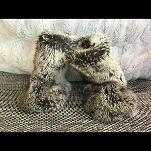Pottery barn kids faux fur slipper boots